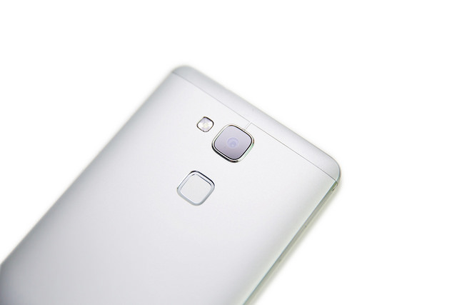 15735240976_1c6b4ce514_z