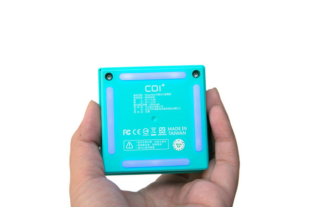 16497595282_6b622b77d4_z