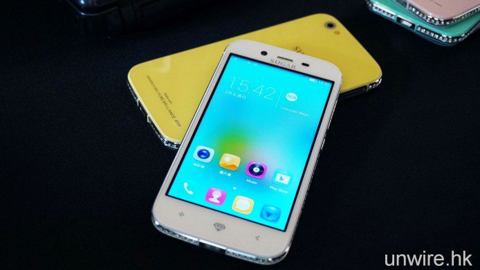 sugar-macaron-review-unwire0092-694x390