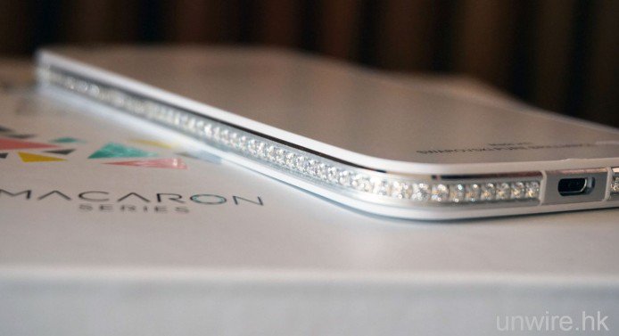 sugar-macaron-review-unwire0102-694x377