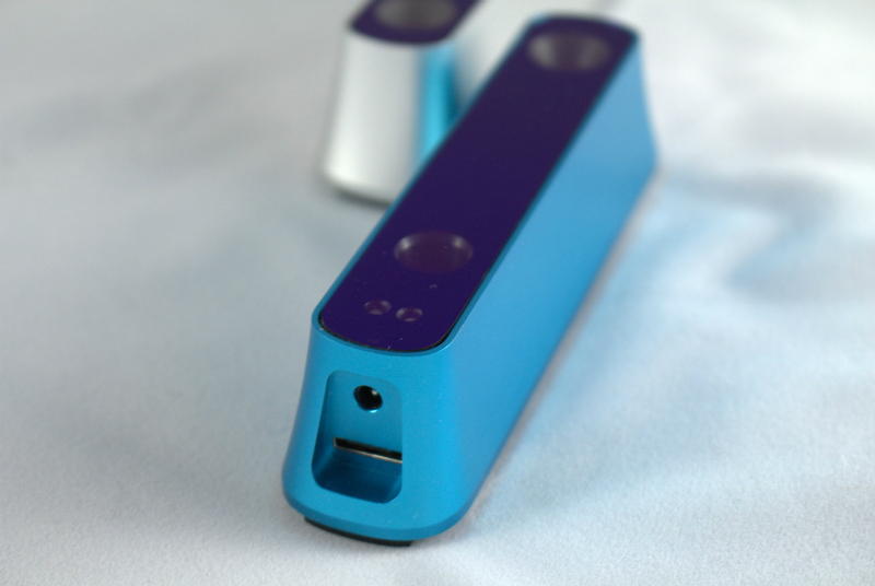 structure-sensor-blue-silver