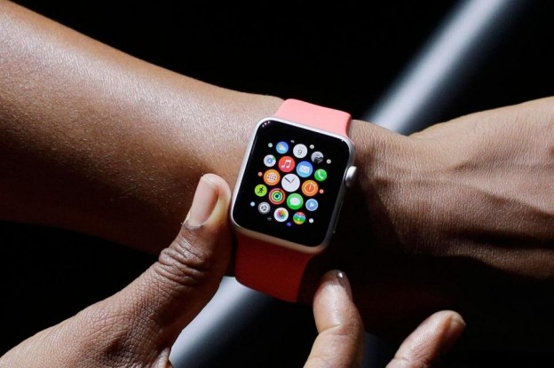 apple-watch-vogue-624x415