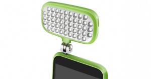 metz-mecalight-led-72-smart-green-on-phone-01-img-top