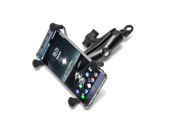 22182587802_62c9e2f85c_z