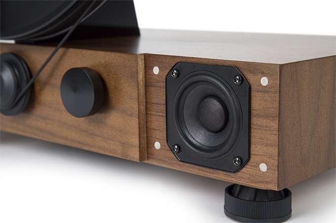 gramovox-floating-record-vertical-turntable-21