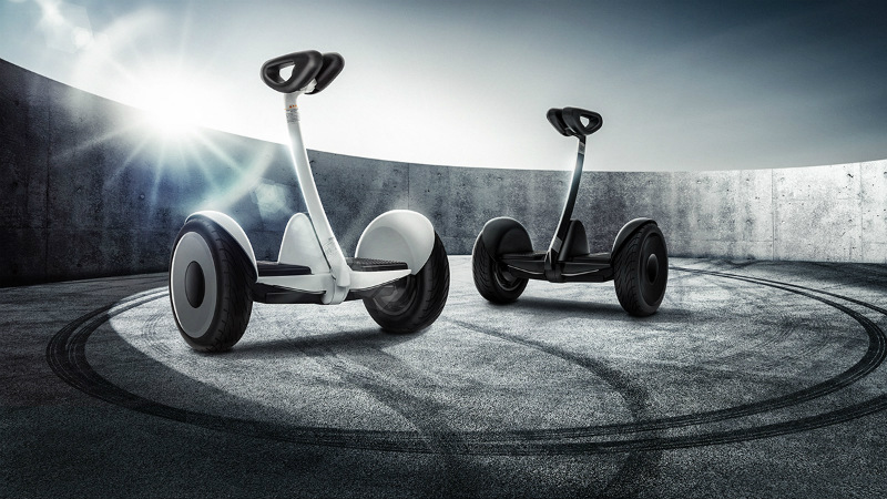 xiaomi-scooter-ninebot-mini-lifestyle-01