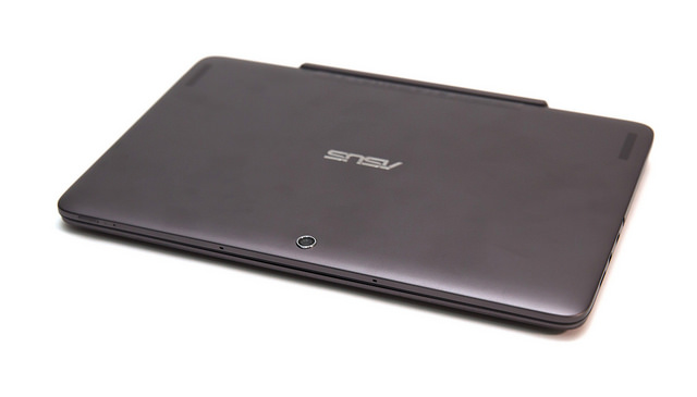 22267764960_d936404d9a_z