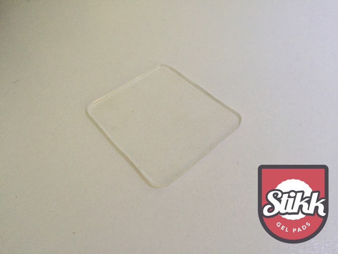 stikk-the-gel-pad-that-will-stick-anything-to-everything-02